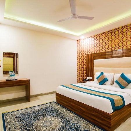 Olivia Hotels At Delhi Airport 뉴델리 외부 사진