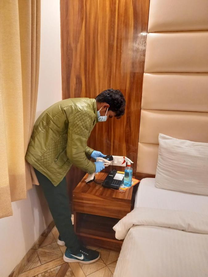 Olivia Hotels At Delhi Airport 뉴델리 외부 사진