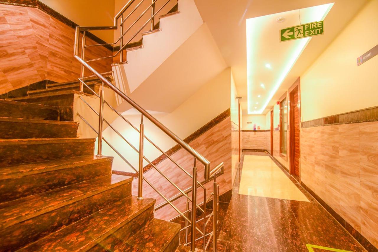 Olivia Hotels At Delhi Airport 뉴델리 외부 사진